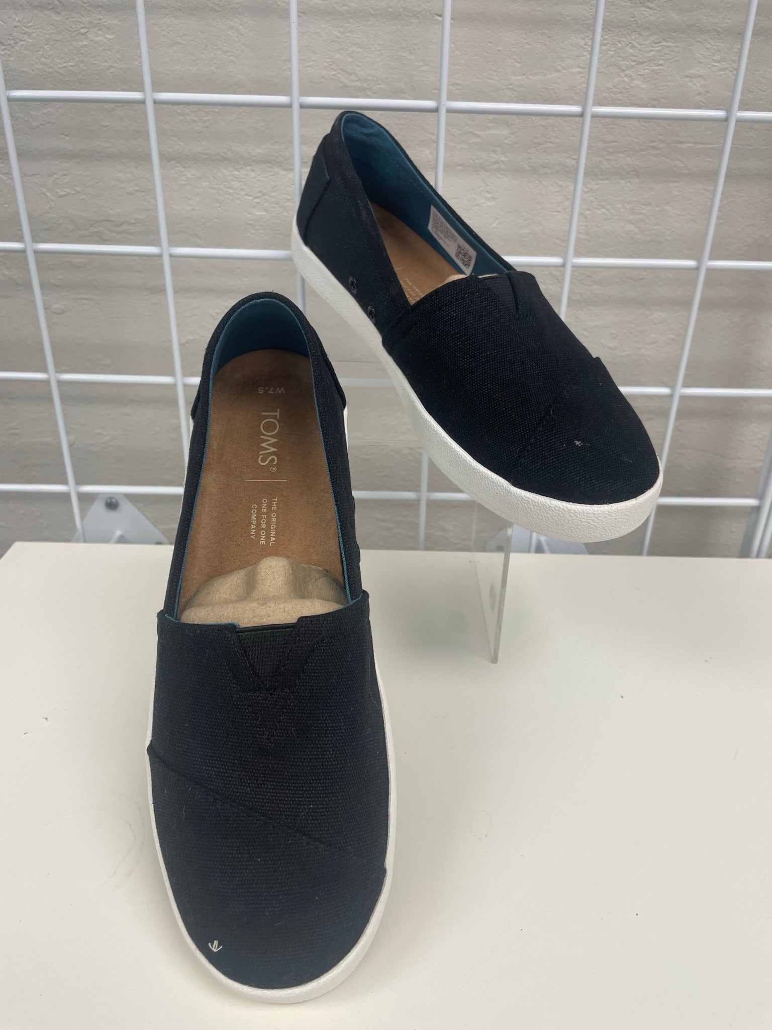 TOMS Venetian Collection Black Canvas Slip On Shoes New 8W Shop CURV Online Plus Size Resale