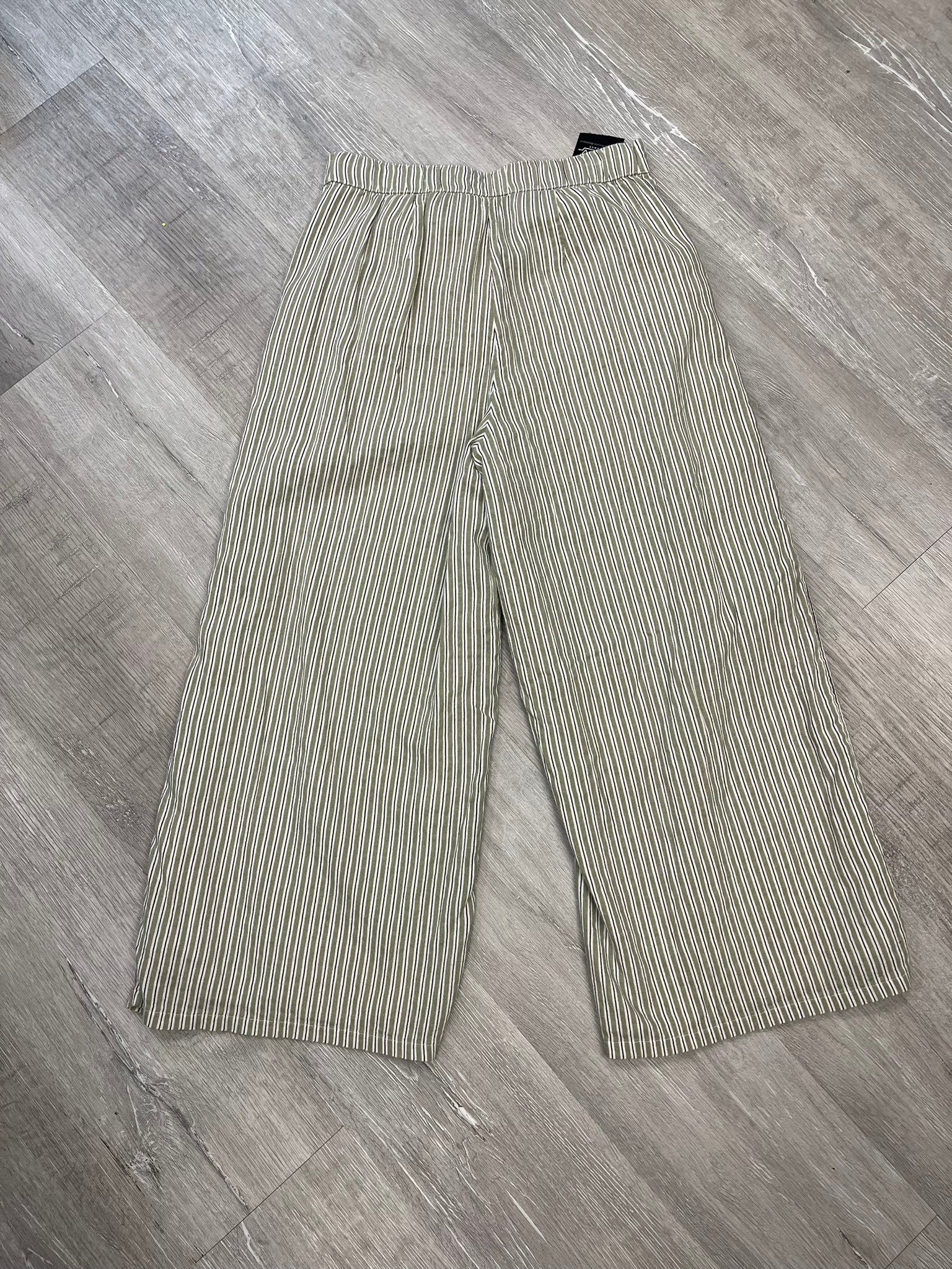 Hollister Ultra High Rise Green Black Striped Pants Size Large