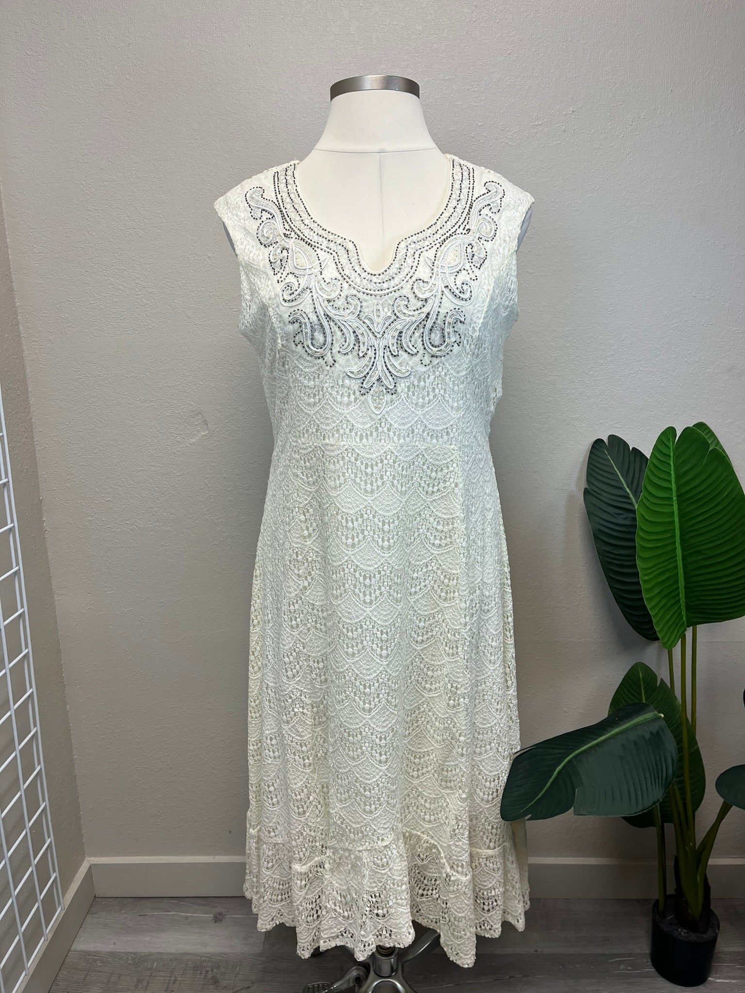 White lace dress size 18 cheap